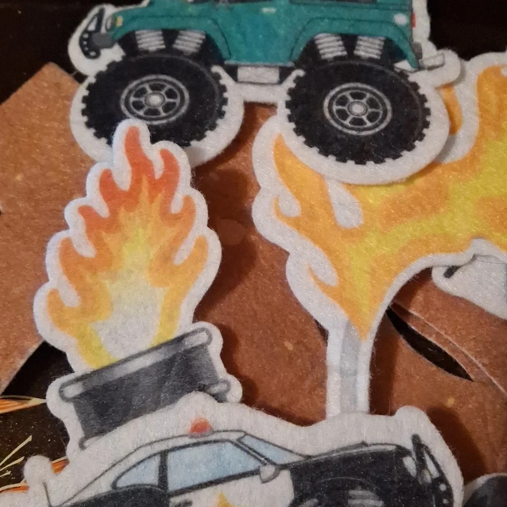 Monster Truck Feltboard Flannelboard Set Racetrack Flags - Picture 4 of 7